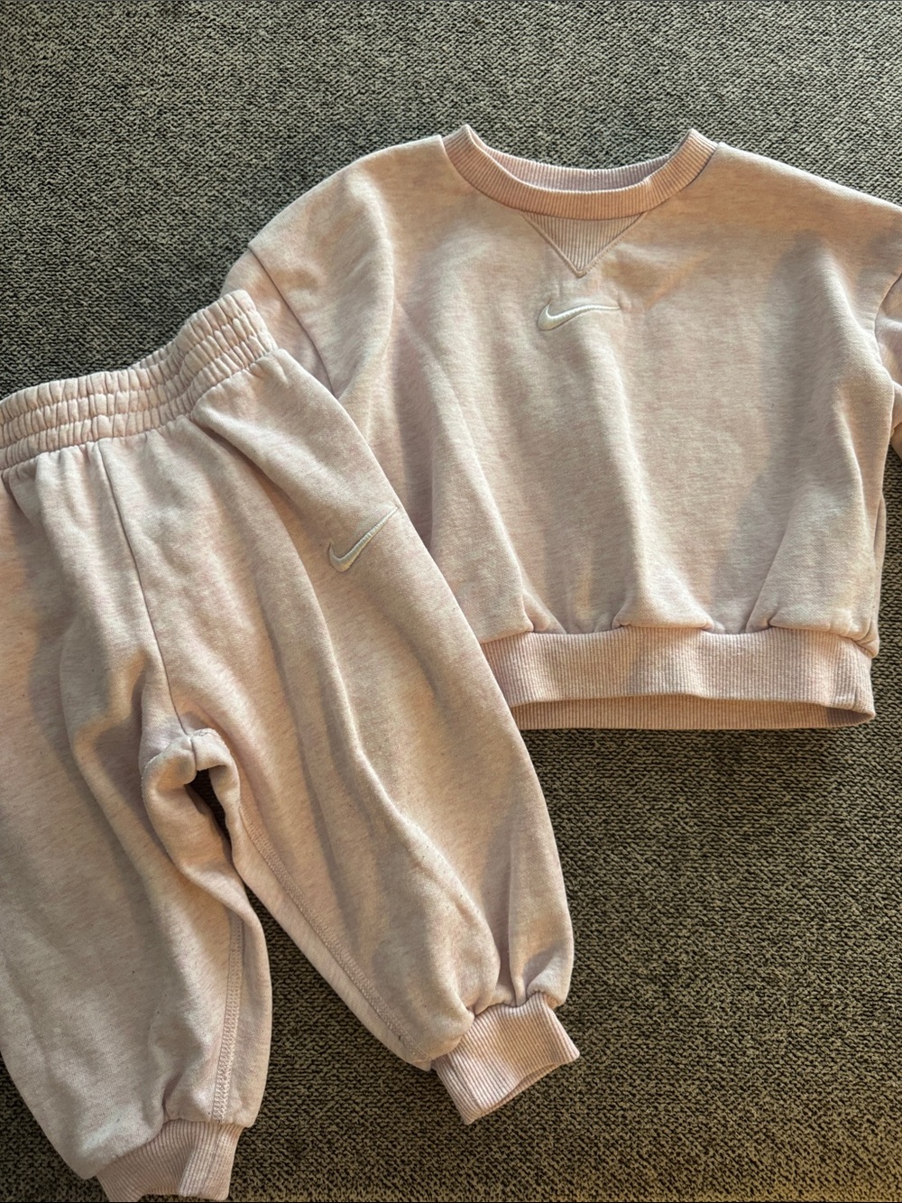 Nike Girls Light Pink Sweatshirt & Joggers Set Girls 24months